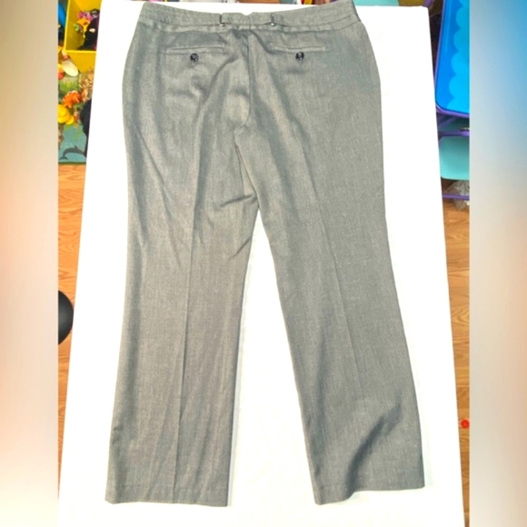 Womans / Suzy Shier / Mid Rise / Business Pants Size 15/16 - Picture 3 of 10